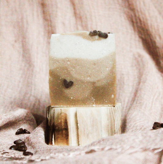 Săpun Espresso Heartbeat - cu extract de cafea și uleiuri esențiale de vetiver și nucșoară