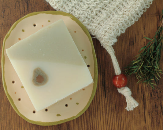 Pachet săpun natural Avocado și săpunieră din ceramică @Fata cu Lut în Păr