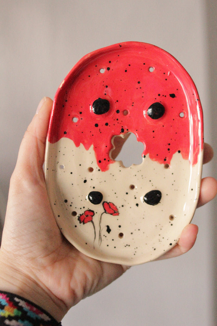Pachet săpun natural Dreamy Poppy, săpunieră din ceramică și săculeț din lufă