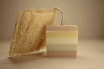 Pachet săculeț exfoliant din lufa si săpun natural