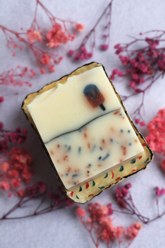 Săpun natural SummerDays - cu uleiuri esențiale de eucalipt, grapefruit și ylang-ylang