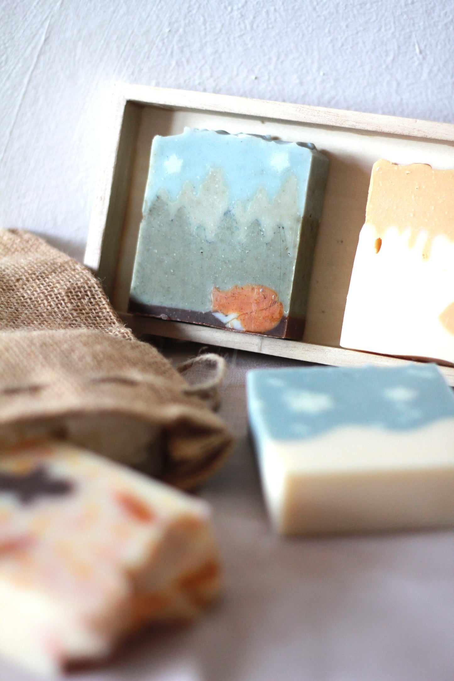 Săpunuri personalizate – cadouri cu suflet